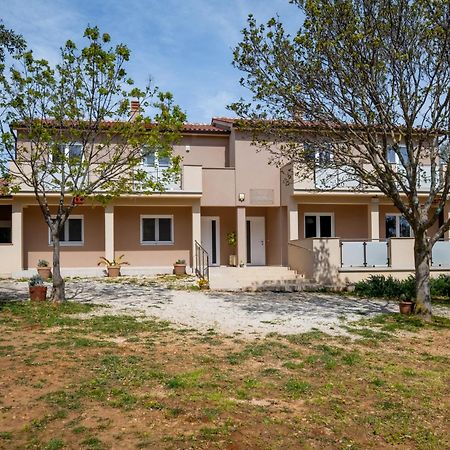 Vila Veronika 2 Pula Exterior foto